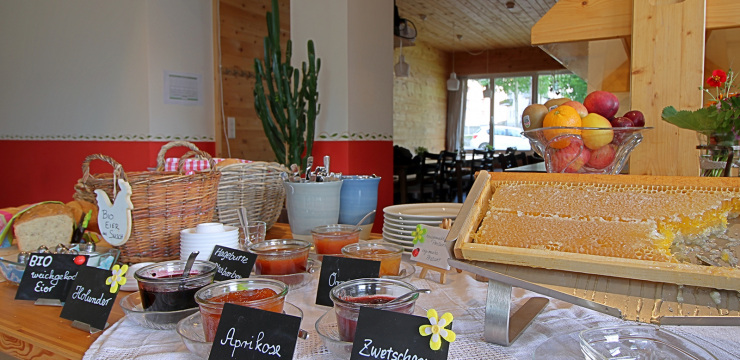 Morgenessen Buffet, frisch gesund währschaft!